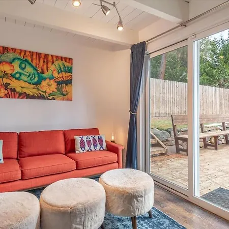 Lake Views, Pet-Friendly Cabin With Hot-Tub In King'S Beach Kings Beach Esterno foto
