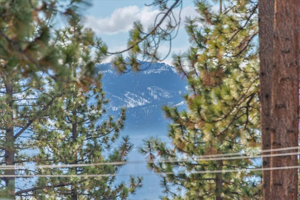 Views, Pet-friendly With Hot-tub In King's Kings Beach