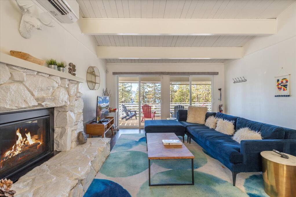 Hébergement de vacances Views, Pet-friendly With Hot-tub In King's Kings Beach